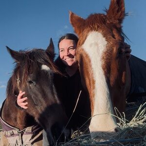 Meet your Posher, Alayna